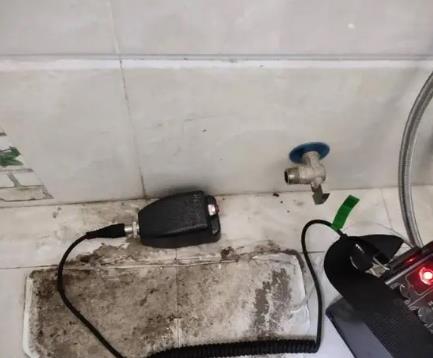 武定屋顶漏水维修公司分享下卫生间漏水的危害及解决方法